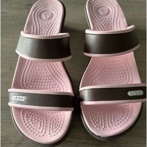 Crocs Flat Sandals Size 5